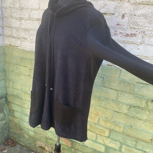 Velvet Velour Mock Neck Tunic Sweatshirt - Picture 4 of 7